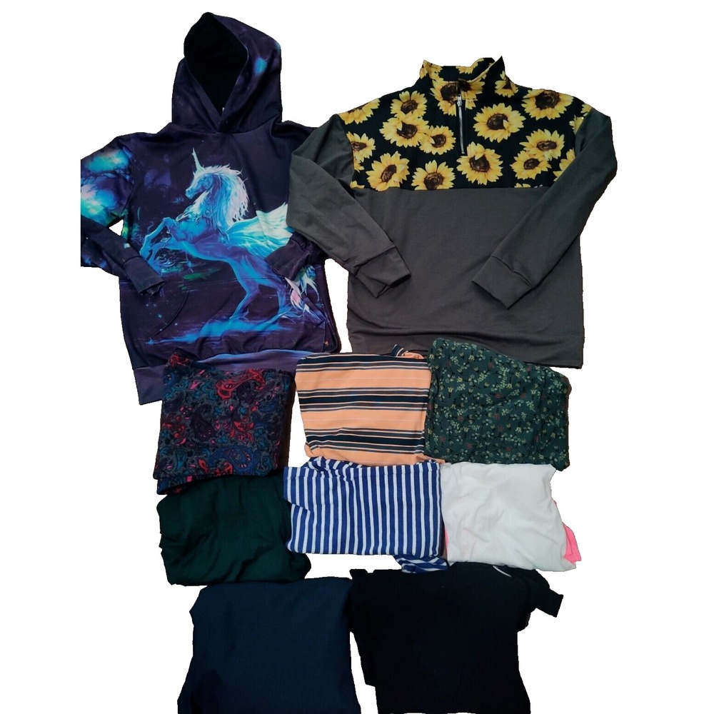 HUGE Lot Bundle Of Women's Clothes‎ Size Small 1O Pieces FALL/WINTER